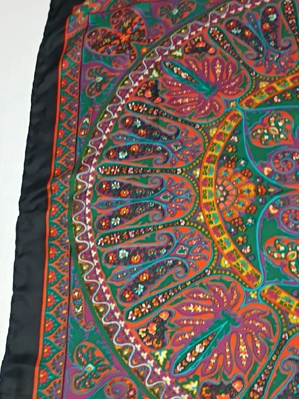 ❤️LIBERTY OF LONDON ALL SILK Plump Hand Rolled Hem Scarf 27x26